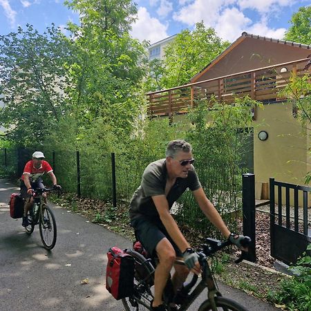 Gite-Appart Com' "Des Cimes Et Jardin" Illkirch-Graffenstaden Exteriör bild