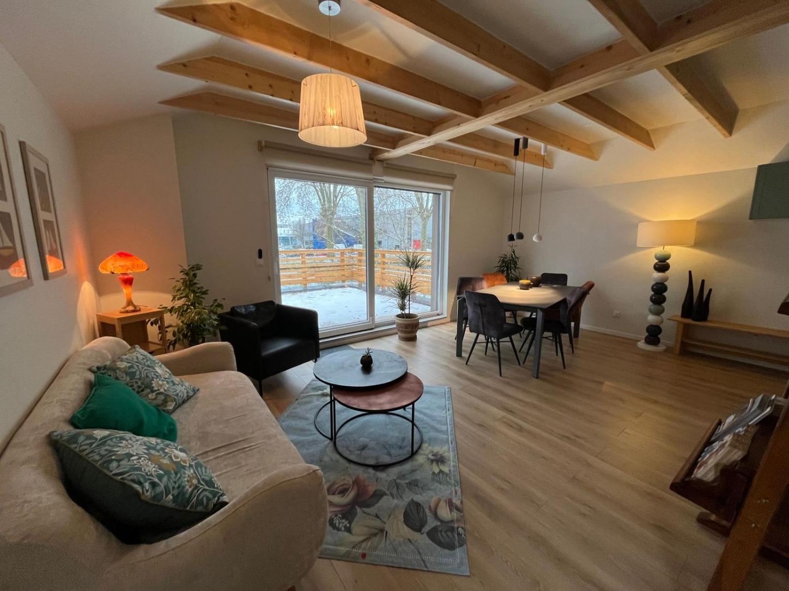 Gite-Appart Com' "Des Cimes Et Jardin" Illkirch-Graffenstaden Exteriör bild